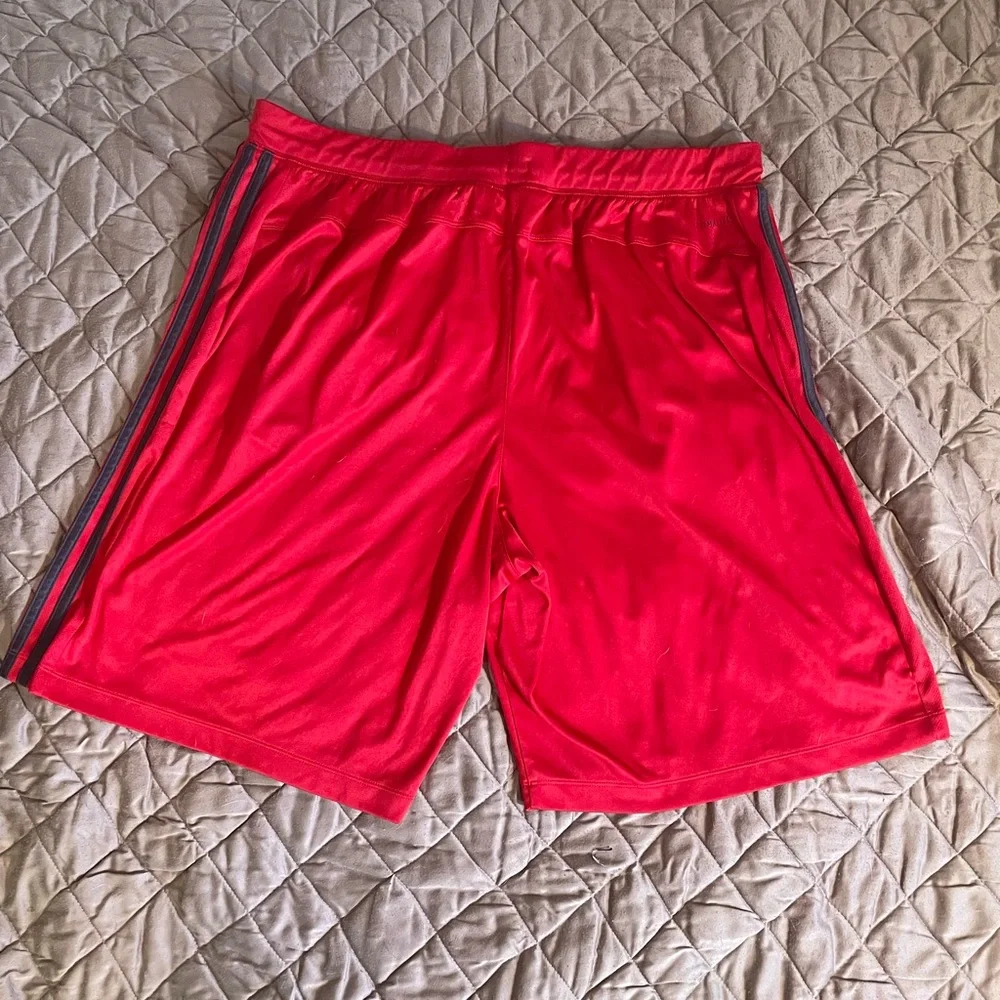 Adidas basketball shorts with pockets - Picture 6 of 6